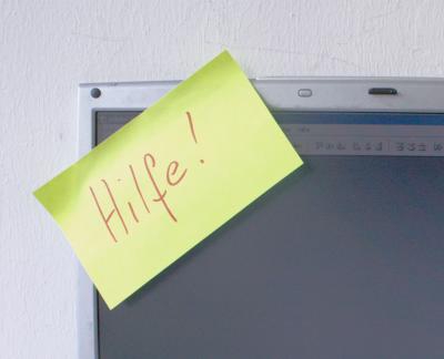 Hilfe Post-it am Monitor